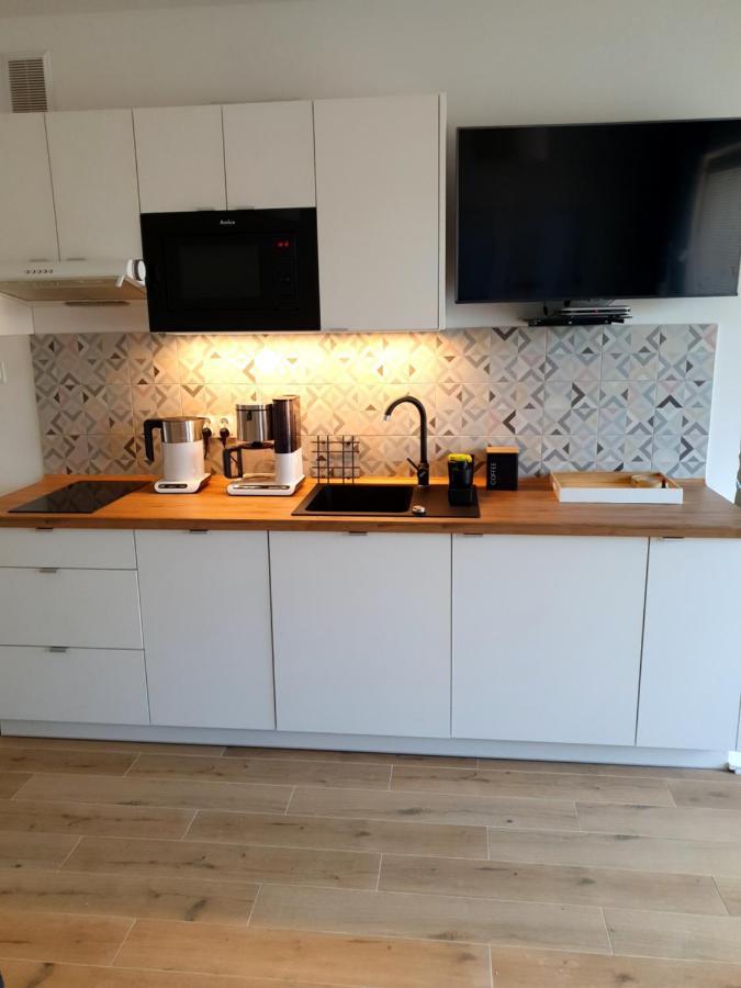 Apartament Na Kazda Pogode A27 โปเบียโรโว ภายนอก รูปภาพ
